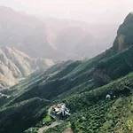 Silence's Cave Rural House *