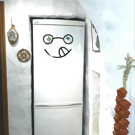 Silence's Cave Rural House Артенара