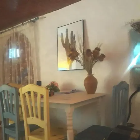 Silence's Cave Rural House Дом отдыха