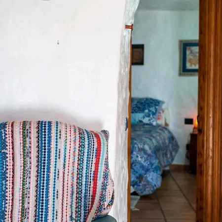 Holiday home Silence's Cave Rural House *