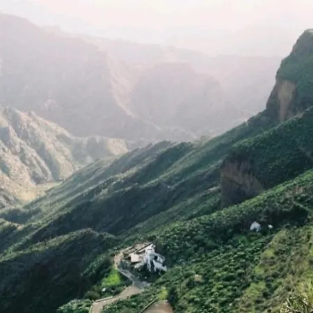 Silence's Cave Rural House *