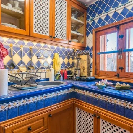 Silence's Cave Rural House