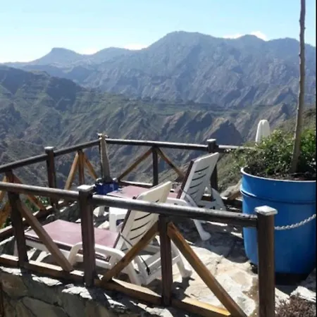 Silence's Cave Rural House *